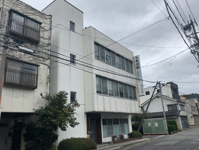 長野市中御所で４階建てビルの塗装を行いました『ＲＣ造・金属屋根』 写真