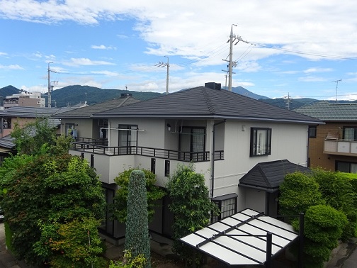 長野市中越で、外壁塗装と屋根のカバー工法を行いました｜ディプロマット After 写真