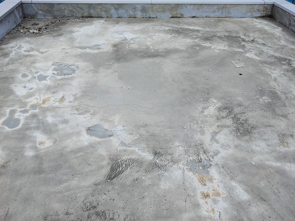 長野市　商業施設　屋上防水工事 Before 写真