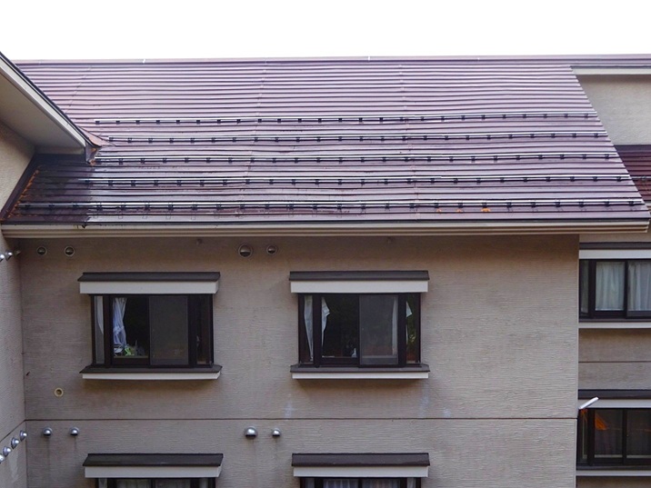 上田市菅平　集合住宅　雪止め設置工事 写真