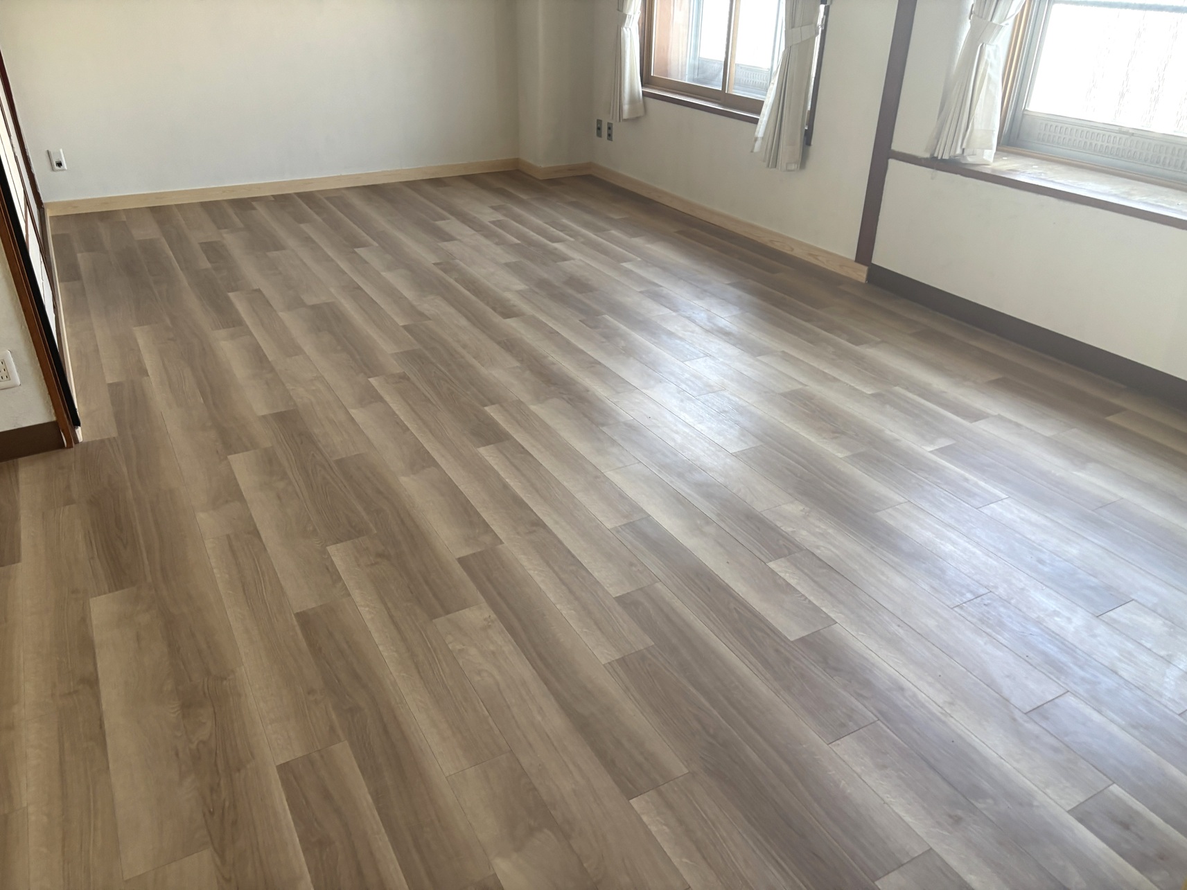 松本市　賃貸住宅　床リフォーム工事 写真